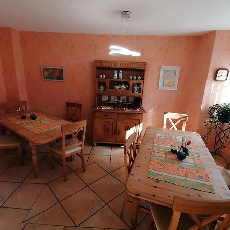 Gaestehaus Burg Molbach Kreuzau Екстериор снимка