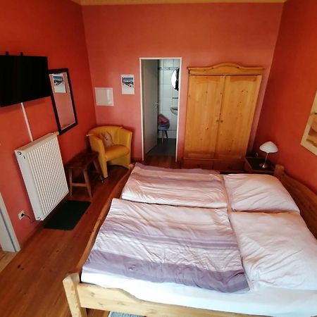 Gaestehaus Burg Molbach Kreuzau Екстериор снимка