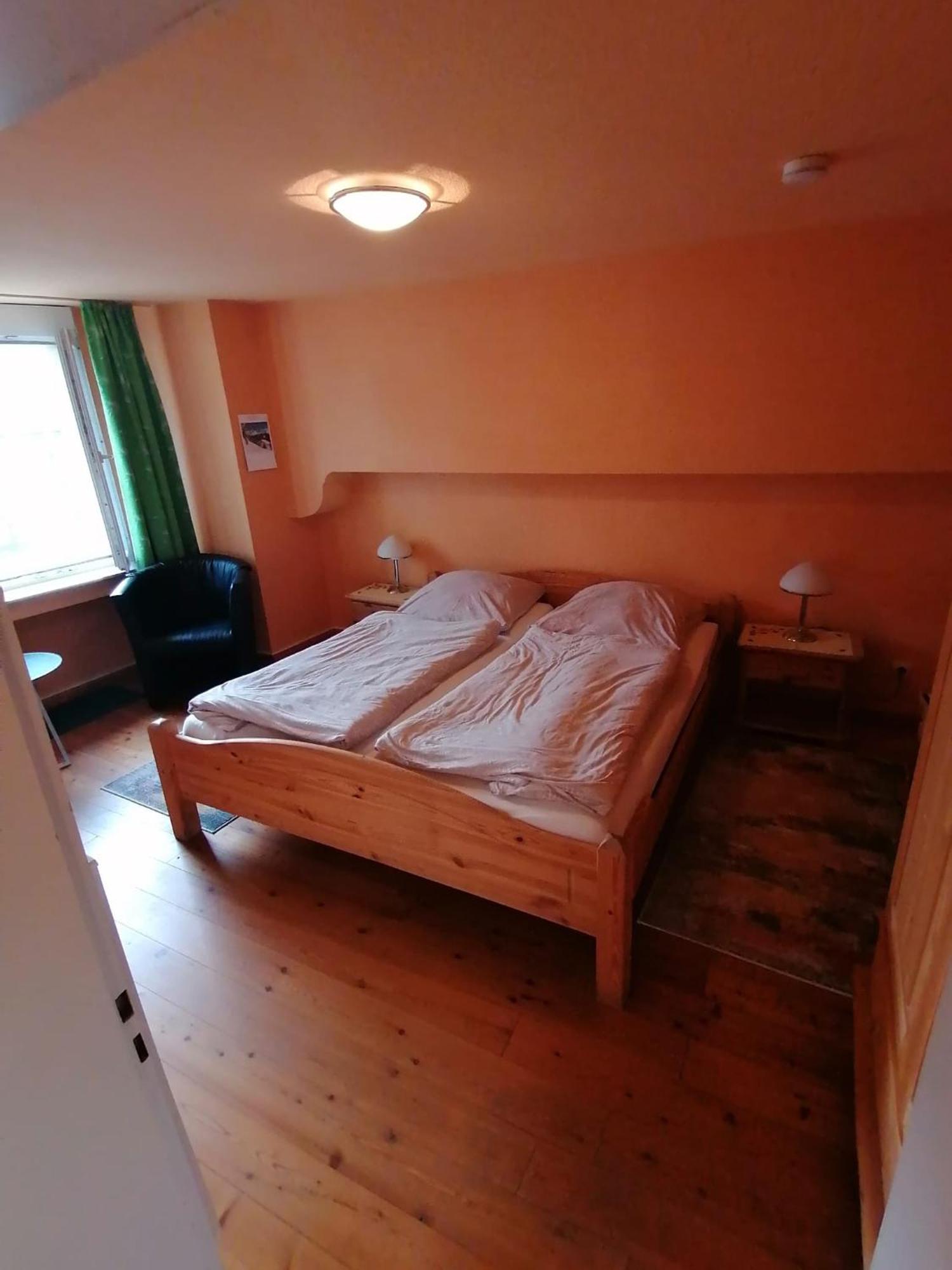 Gaestehaus Burg Molbach Kreuzau Екстериор снимка