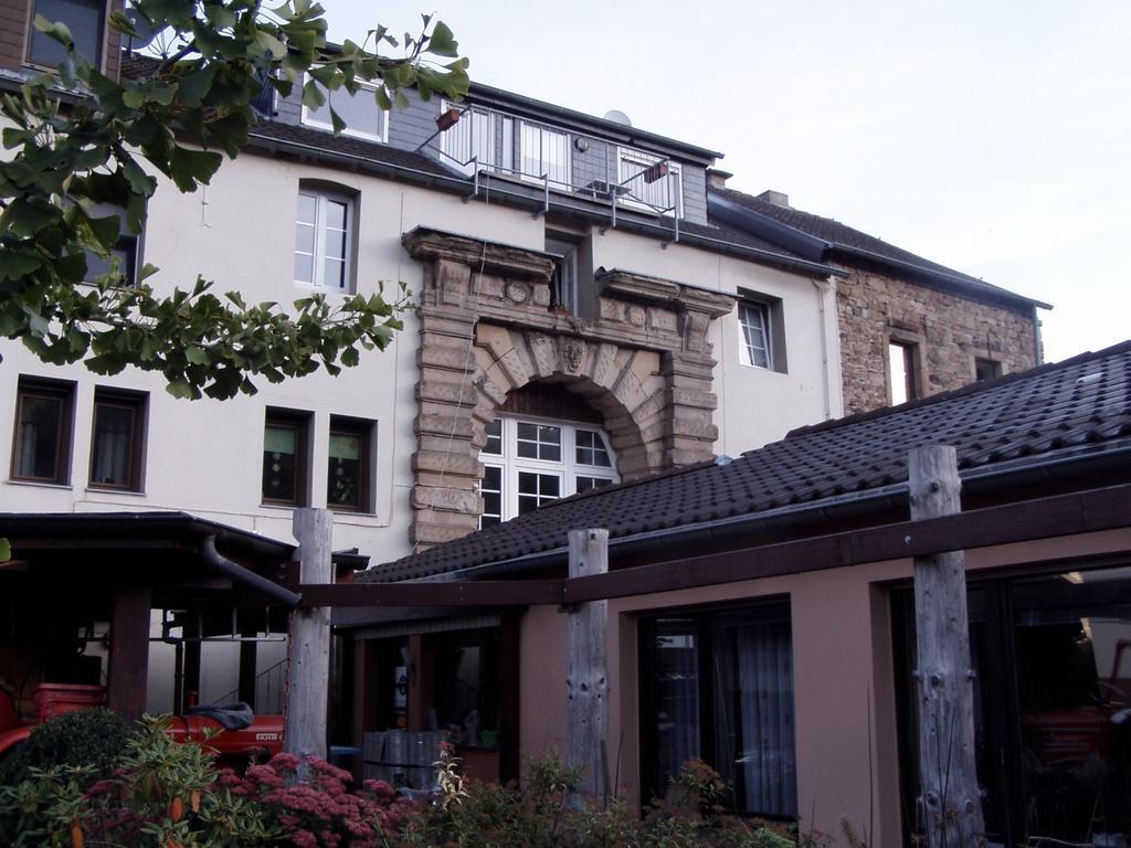 Gaestehaus Burg Molbach Kreuzau Екстериор снимка