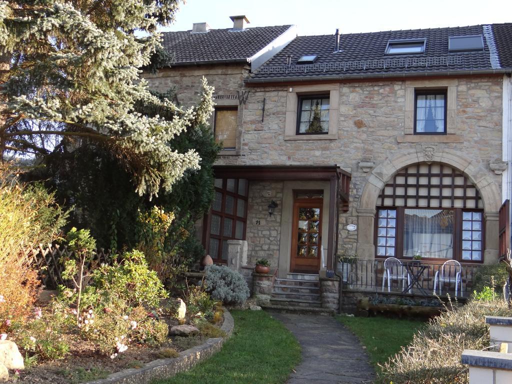 Gaestehaus Burg Molbach Kreuzau Екстериор снимка
