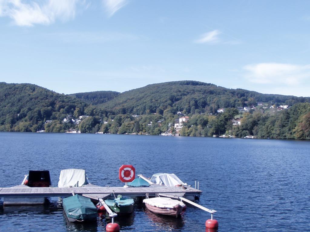 Gaestehaus Burg Molbach Kreuzau Екстериор снимка
